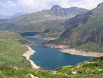 Vista sui Laghi Gemelli dal Passo di Mezzeno - foto Fabiano Mascaretti