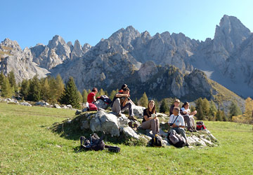 Escursione-lezione ai Campelli di Schilpario con gli amici del corso di fotografia CAI l'11 ottobre 2009  - FOTOGALLERY