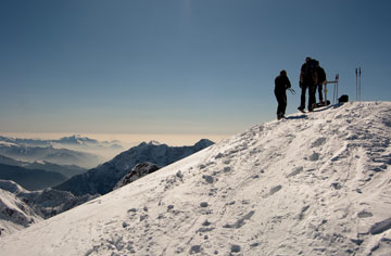 Invernale in vetta al Pizzo Farno (2502 m.) salendo dall'Alpe Corte e dal Passo Laghi Gemelli domenica 14 marzo 2010  - FOTOGALLERY