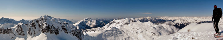 Dal Pizzo Farno (2502 m.) vista da est ad ovest
