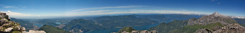 Da cima Grignetta vista verso i laghi e il Grignone