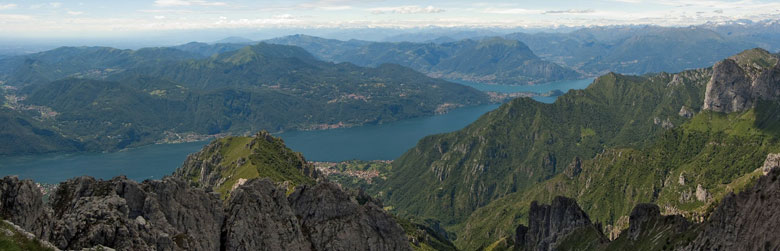 Panoramica da cima Grignetta verso il Lago di Como (ramo di Lecco)