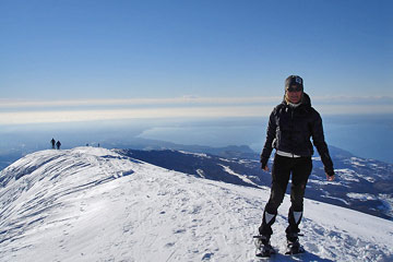 Salita da Prada al Monte Baldo, Cima Costabella innevata, nella splendida giornata di sabato 27 novembre 2010 - FOTOGALLERY