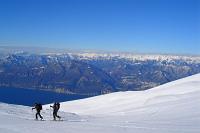 Salita da Prada al Monte Baldo, Cima Costabella innevata, nella splendida giornata di sabato 27 novembre 2010 - FOTOGALLERY