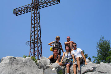 Salita col sole a picco di mezzogiorno della Ferrata Colodri ad Arco di Trento il 27 giugno 2010- FOTOGALLERY