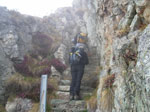 Scala nella roccia salendo dal Lago Cernello al Lago d'Aviasco - foto Gigliola Ziglioli