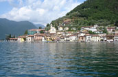 Peschiera Maraglio a Montisola - foto Gigliola Ziglioli 17 maggio 07