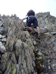 Davide Minola si arrampica sul Diavolo poco sopra la bocchetta del Podavìt - foto da Giovanni Abbiati estate 07