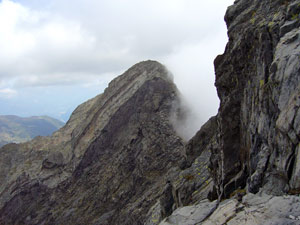 La poderosa mole del Pizzo dell'Omo - foto da Giovanni Abbiati estate 07