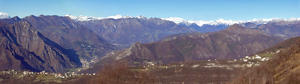 Panoramica dal Filaressa-Monte di Nese verso la media Valle Brembana 