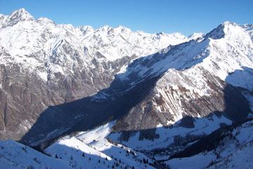 Scialpinistica da Lizzola salita a Cima dell'Asta con discesa sostando al Rifugio Mirtillo il 16 dicembre 2009  -  FOTOGALLERY