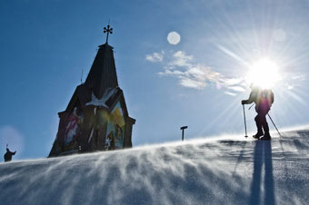 Salita da Pezzoro al Monte Guglielmo ancora ben innevato il 7 marzo 2009 - FOTOGALLERY