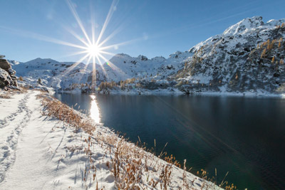 Carona - Rifugio Calvi...alba sulla prima neve tra i colori autunnali - 16 ottobre 2012  - FOTOGALLERY