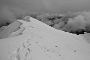 Salita 'invernale' con un bel po' di neve sul PIZZO BACIAMORTI il 17 aprile 2012 - FOTOGALLERY