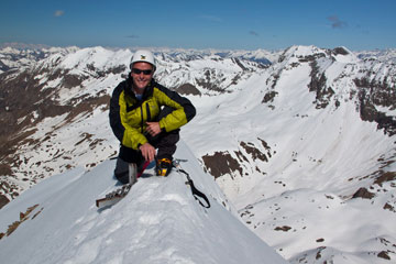 Impegnativa salita da Carona-Rif. Calvi al Monte Grabiasca (7005 m.) ancora ben innevato sabato 22 maggio 2010 - FOTOGALLERY