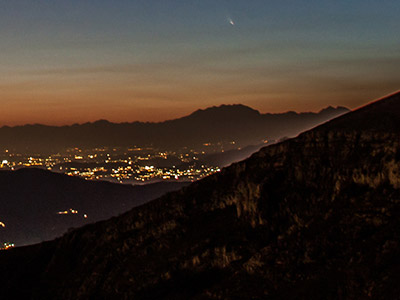 Tramonto con cometa al Linzone il 15 marzo 2013 - FOTOGALLERY
