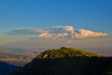 Splendido trramonto dal Monte Linzone il 30 agosto 2010 - FOTOGALLERY