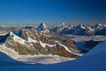 Week-end d'alta quota in Val d'Aosta con ascensione ai 4481 m. del Liskamm occ. il 24-25 luglio 2010 - FOTOGALLERY