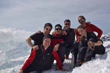 Salita primaverile ancora con tanta neve in MADONNINO il 26 marzo 2011 - FOTOGALLERY