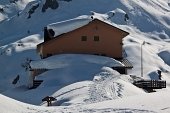 Salita primaverile ancora con tanta neve in MADONNINO il 26 marzo 2011 - FOTOGALLERY