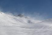 Allegra Pasquetta sulla fresca abbondante neve pasquale ai Piani dell'Avaro e al Monte Foppa ( lunedì 5 aprile 2010) - FOTOGALLERY