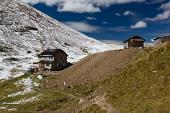 Dal Rif. Tavecchia in Val Biandino il sabato, salita la domenica al Pizzo Tre Signori e passaggio al Rif. Grassi - FOTOGALLERY