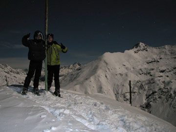 Sul Valgussera innevato in notturna da Foppolo il 2 dicembre 2009 - FOTOGALLERY