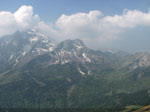 Dal Compagano verso l'Arera, il Corna Piana e il lago e passo Branchino - foto Marco Caccia  28 aprile 2007