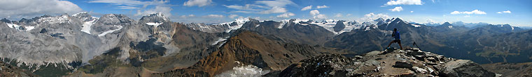 Panoramica dal monte Confinale - foto Marco Caccia