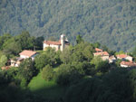 Il piccolo borgo antico di Cavaglia di Brembilla - foto Marco Caccia 8 luglio 07