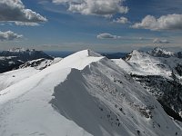 Dalla loc. Fraggio al Rif. Gherardi passando sulle cime...di Piazzo, Sodadura, Aralalta e Baciamorti (22 marzo 08) - FOTOGALLERY