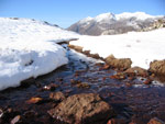 Giochi di luce e colori tra acqua e neve ai laghetti del Poris - foto Marco Caccia