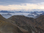 Dal Masoni...valli con nebbia, cime orobiche e massicci alpini - foto Marco Caccia