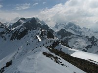Incontro con camosci nella salita al Passo di Venina ancora con neve il 5 aprile 08 - FOTOGALLERY