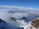 La nebbia assale i Tre Pizzi - foto Marco Caccia