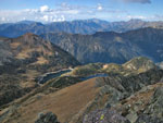 Dal Pizzo del Becco verso Laghi Gemelli e Casere - foto Marco Caccia 20 ott 07