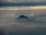 Nel mare di nebbia...l'isola del Canto Alto - foto Marco Caccia 3 febb. 08
