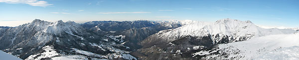 Panoramica dal Grem sulla conca di Oltre il Colle - foto Marco Caccia 20 genaio 08
