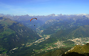 In volo col parapendio sull'alta Valle Seriana - foto Marco Presti