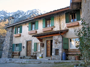 Il rustico di Valpiana (Serina- BG) - foto Mario Restelli