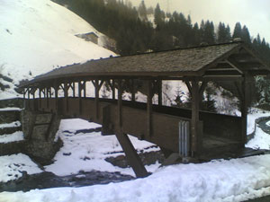 Valleve - Bellissimo ponte in legno - foto Massimo Rota