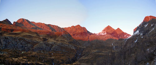 Monte Aga, Rondenino, Diavolo, Grabiasca...al tramonto - foto Michele Capelli 18 nov. 07