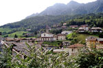 Chiesa di Oltre il Colle con vista verso l'Alben - foto Gabriele Pessarelli