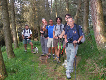 In allegra compagnia saliamo alla Sagra del Menna al Bivacco MAGA-Palazzi il 2 agosto 2009 - FOTOGALLERY