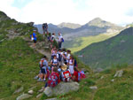 Ragazzi del CRE di Como verso i laghi di Porcile - foto Sergio Salvetti 8 luglio 07