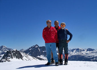 Annuale splendida salita al Piz Grevasalvas 2932 m. (Engadina) il 30 maggio 09- FOTOGALLERY