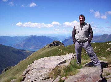 Bella, incompiuta, ventosa salita al Monte Legnone (2609 m.) sabato 24 luglio 2010 - FOTOGALLERY