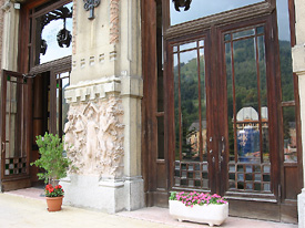 Il Grand Hotel si specchia nel Casin� - foto Piero Gritti