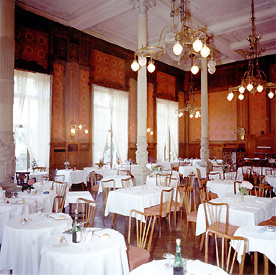 Il Grand Hotel, la sala da pranzo - foto Andreato 1977