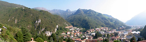Panoramica sul centro di San Pellegrino Terme dalla strada per la  contrada Torre